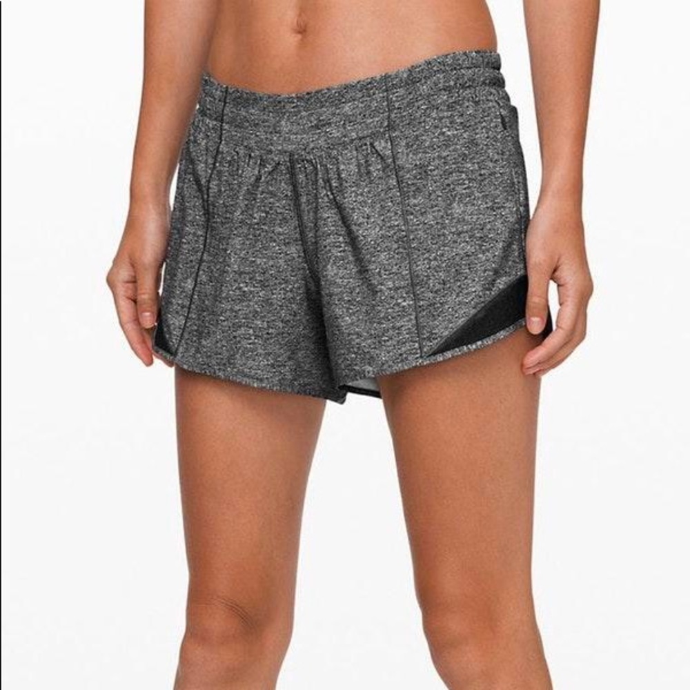 Lululemon Hotty Hot Short Size 4 Tall Grey